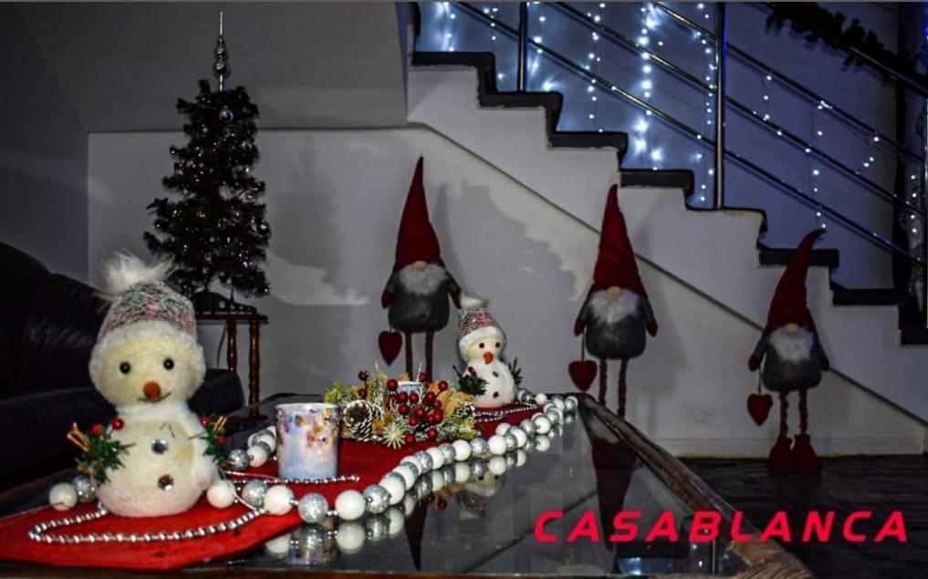 克拉奥华 Casablanca旅舍 外观 照片